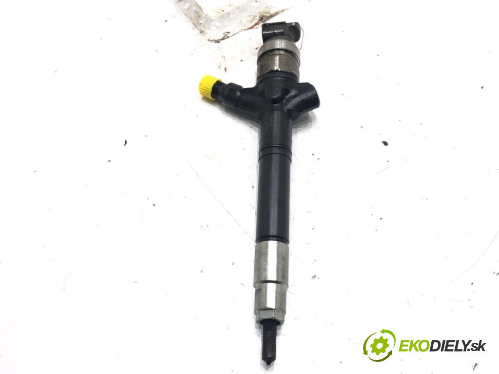 TOYOTA AVENSIS (_T25_) 2003 - 2008    2.0 D-4D (ADT250_) 93 kW [126 KM] olej napędowy 2006 - 2008  vstrekovač 23670-0R030 (Vstrekovače)