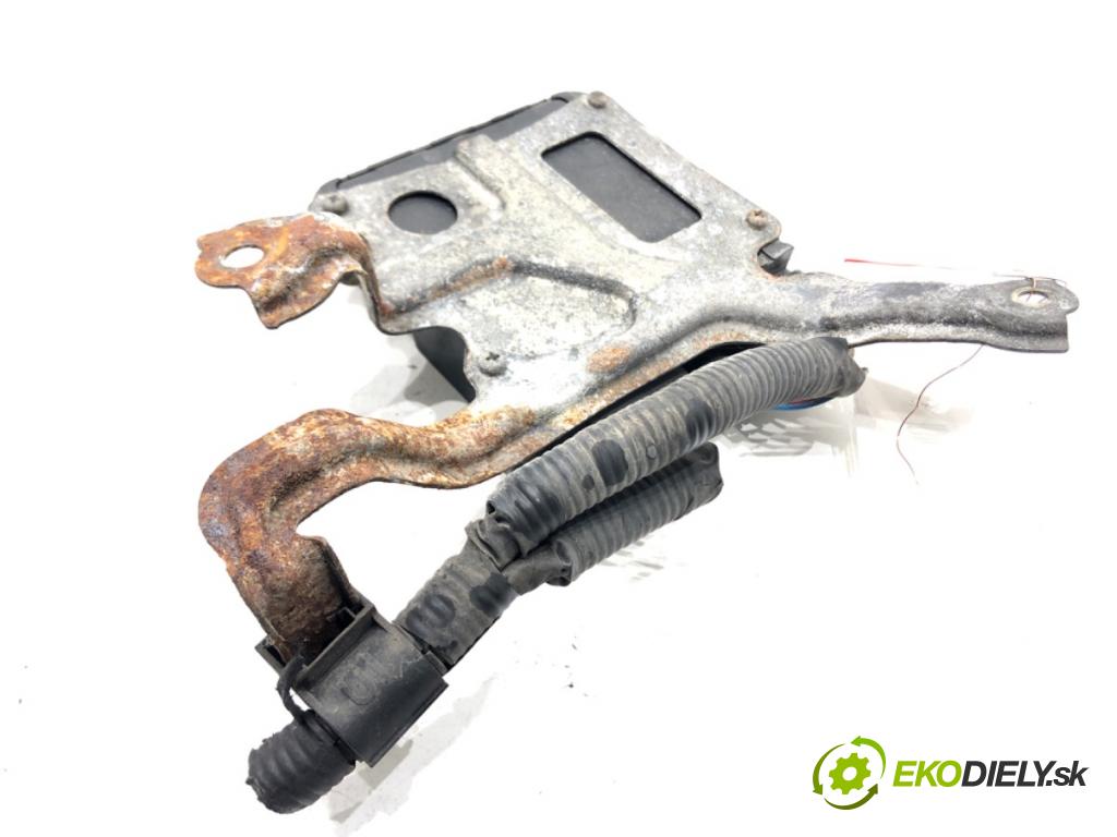 TOYOTA AVENSIS (_T25_) 2003 - 2008    2.0 D-4D (ADT250_) 93 kW [126 KM] olej napędowy 2006 - 2008  Modul VSTREKOVAČE: 89871-71010