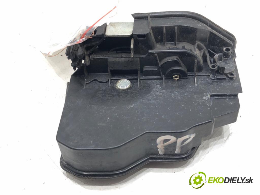 BMW 3 Touring (F31) 2012 - 2019    320 d 135 kW [184 KM] olej napędowy 2012 - 2016  zámok dveře pravý přední část 7229458
