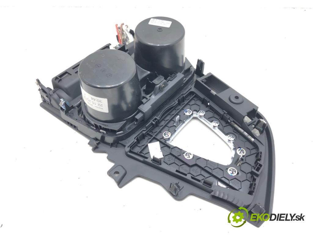 BMW 3 Touring (F31) 2012 - 2019    320 d 135 kW [184 KM] olej napędowy 2012 - 2016  Držiak na nápoje 9218925 (Úchyty, držiaky na nápoje)