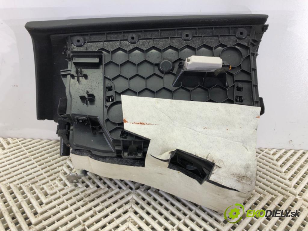 BMW 3 Touring (F31) 2012 - 2019    320 d 135 kW [184 KM] olej napędowy 2012 - 2016  Priehradka, kastlík spolujazdca  (Priehradky, kastlíky)