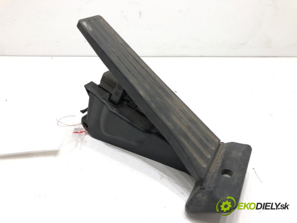 BMW 3 Touring (F31) 2012 - 2019    320 d 135 kW [184 KM] olej napędowy 2012 - 2016  Potenciometer plynu 6853175 (Pedále)