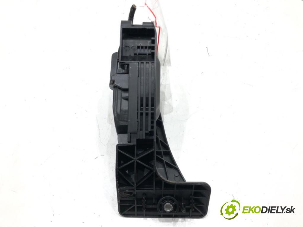 BMW 3 Touring (F31) 2012 - 2019    320 d 135 kW [184 KM] olej napędowy 2012 - 2016  Potenciometer plynu 6853175 (Pedále)