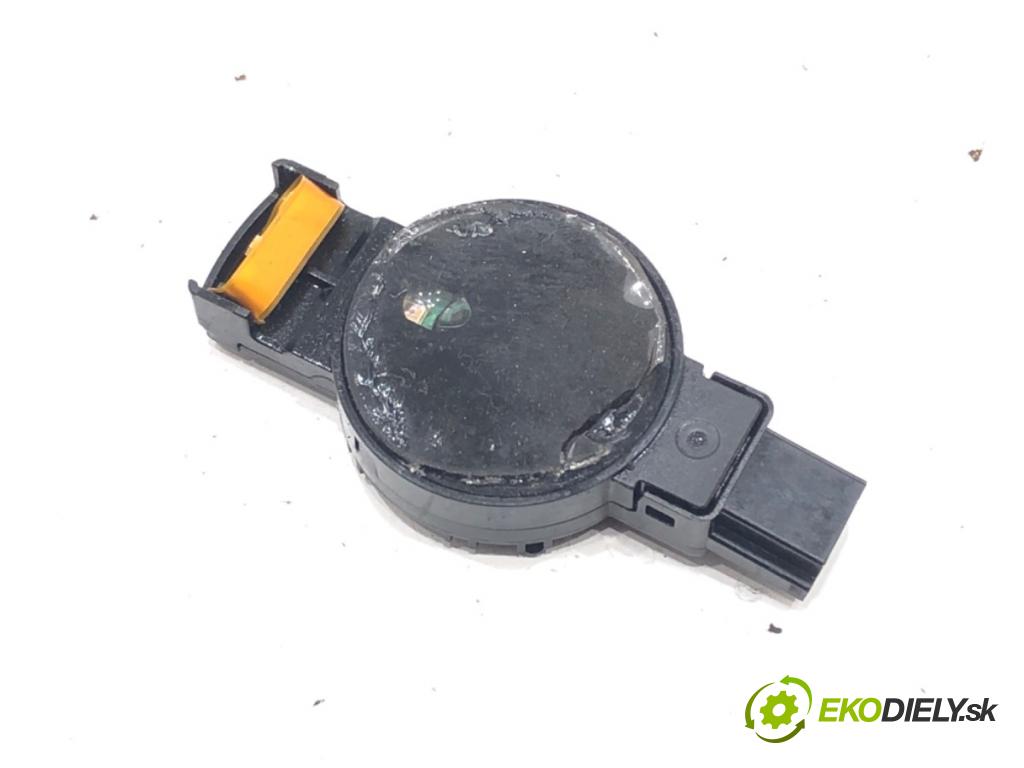 BMW 3 Touring (F31) 2012 - 2019    320 d 135 kW [184 KM] olej napędowy 2012 - 2016  Snímač dažďa 9270588 (Snímače dažďa)