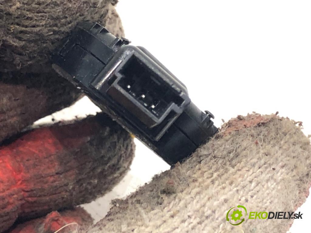 BMW 3 Touring (F31) 2012 - 2019    320 d 135 kW [184 KM] olej napędowy 2012 - 2016  Snímač dažďa 9270588 (Snímače dažďa)