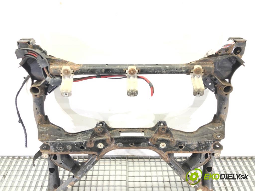 BMW 3 Touring (F31) 2012 - 2019    320 d 135 kW [184 KM] olej napędowy 2012 - 2016  výztuha pod motor  (Výztuhy přední)