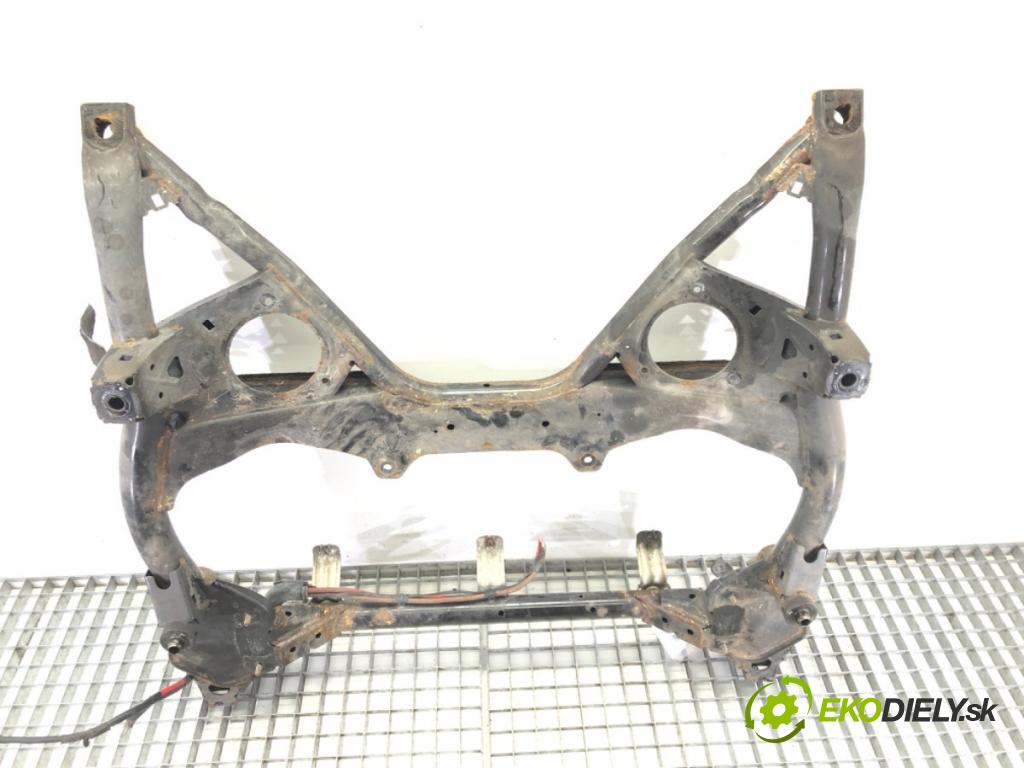 BMW 3 Touring (F31) 2012 - 2019    320 d 135 kW [184 KM] olej napędowy 2012 - 2016  výztuha pod motor  (Výztuhy přední)