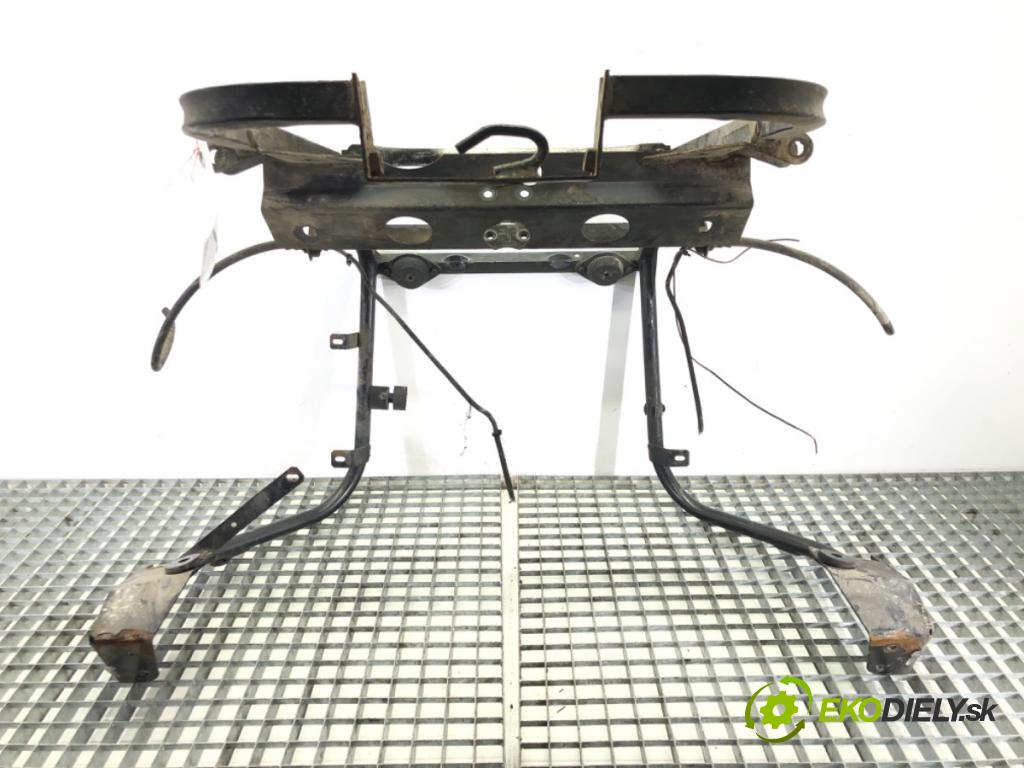 MICROCAR VIRGO 1999 - 2004    ---  výztuha pod motor  (Výztuhy přední)