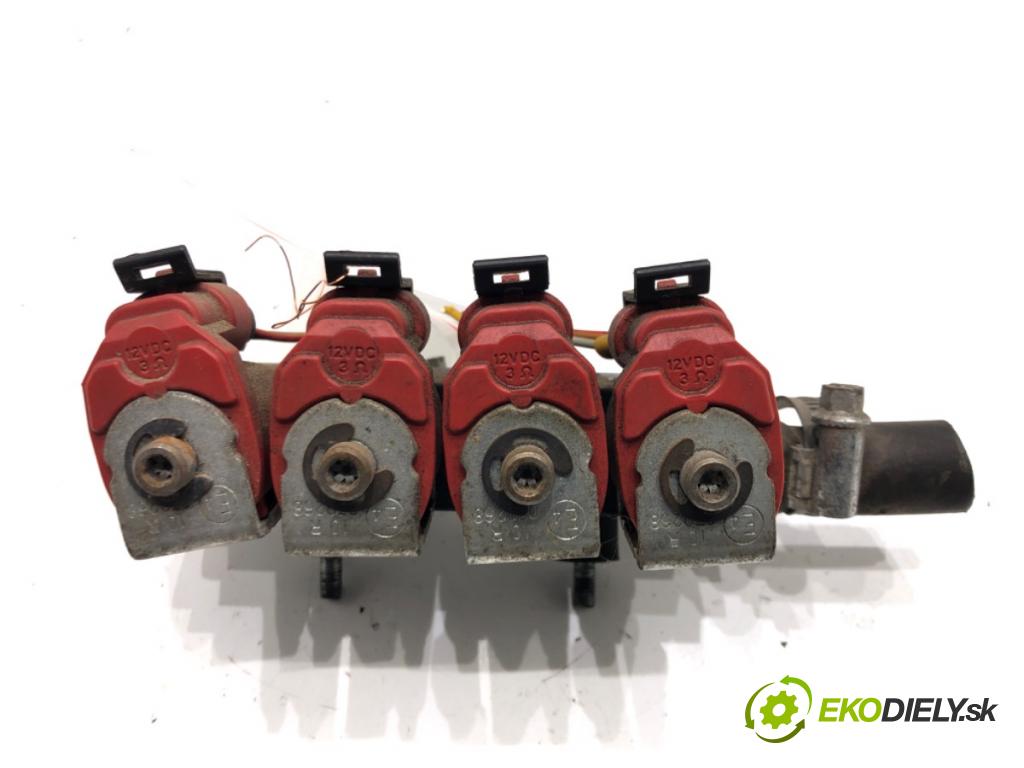 TOYOTA COROLLA (_E12_) 2001 - 2007    1.6 VVT-i (ZZE121_) 81 kW [110 KM] benzyna 2002 - 2006  Vstrekovače do plynu LPG 67R010104