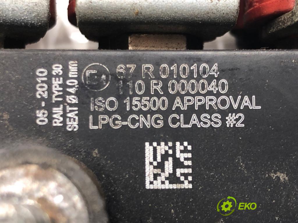 TOYOTA COROLLA (_E12_) 2001 - 2007    1.6 VVT-i (ZZE121_) 81 kW [110 KM] benzyna 2002 - 2006  Vstrekovače do plynu LPG 67R010104