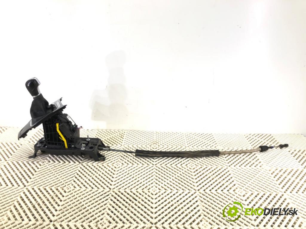 VW T-ROC (A11) 2017 - 2022    1.5 TSI 4motion 110 kW [150 KM] benzyna 2018 - 2022  Kulisa 5Q1713025BC (Rýchlostné páky / kulisy)