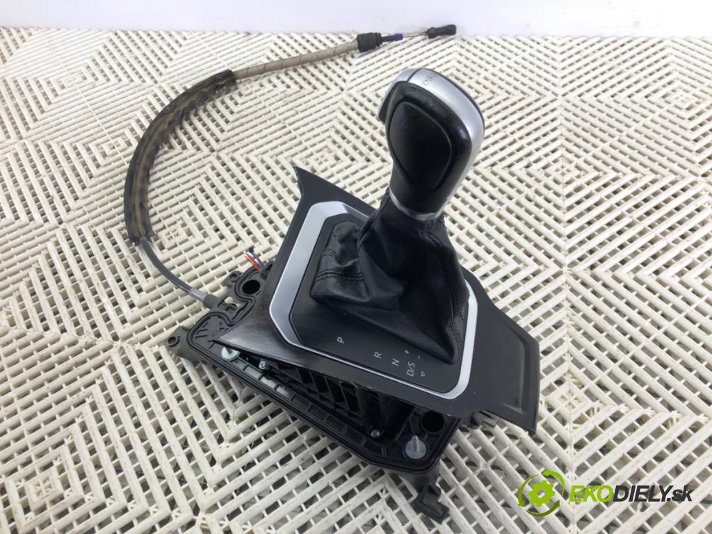 VW T-ROC (A11) 2017 - 2022    1.5 TSI 4motion 110 kW [150 KM] benzyna 2018 - 2022  Kulisa 5Q1713025BC (Rýchlostné páky / kulisy)