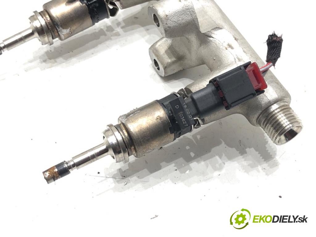 VW T-ROC (A11) 2017 - 2022    1.5 TSI 4motion 110 kW [150 KM] benzyna 2018 - 2022  Lišta vstrekovacia 05E133320 (Vstrekovacie lišty)