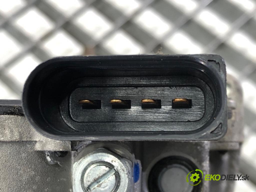 VW T-ROC (A11) 2017 - 2022    1.5 TSI 4motion 110 kW [150 KM] benzyna 2018 - 2022  Mechanizmus stieračov predný 2GA955113 (Motorčeky stieračov predné)