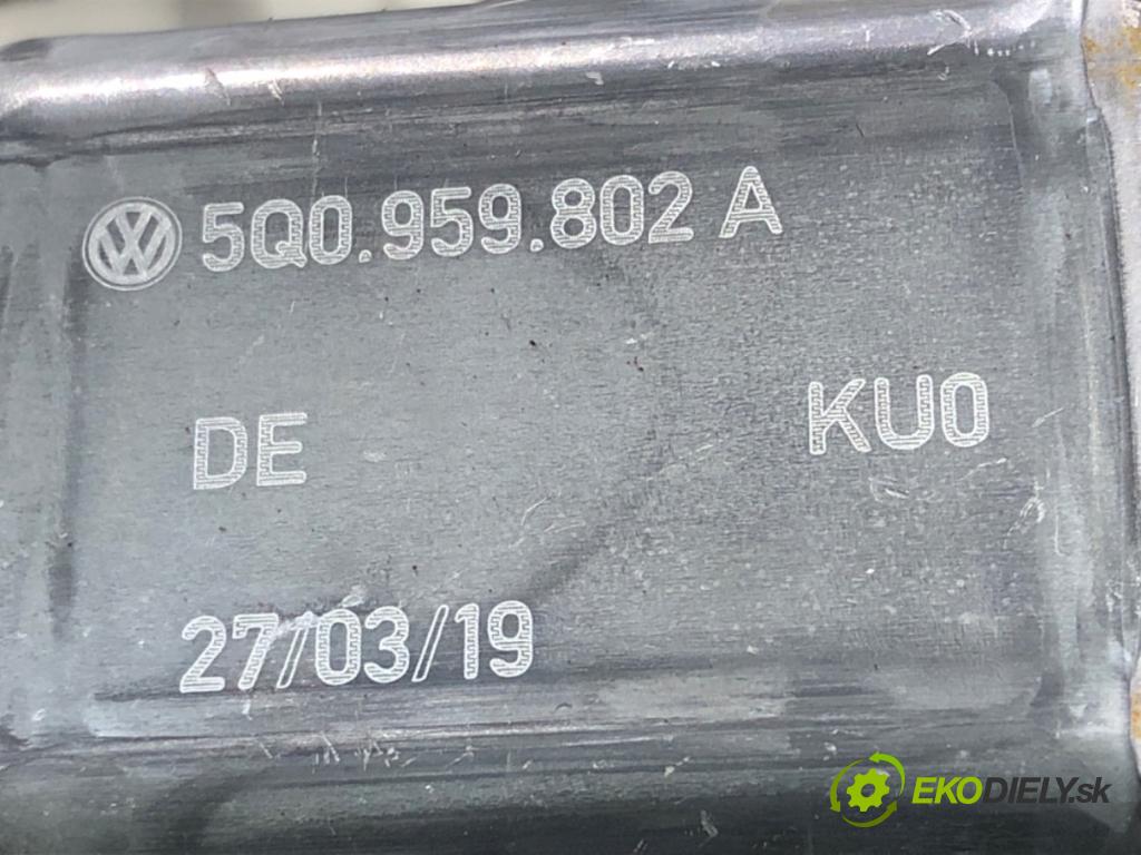 VW T-ROC (A11) 2017 - 2022    1.5 TSI 4motion 110 kW [150 KM] benzyna 2018 - 2022  mechanismus okna levý přední část 2GA837461F
