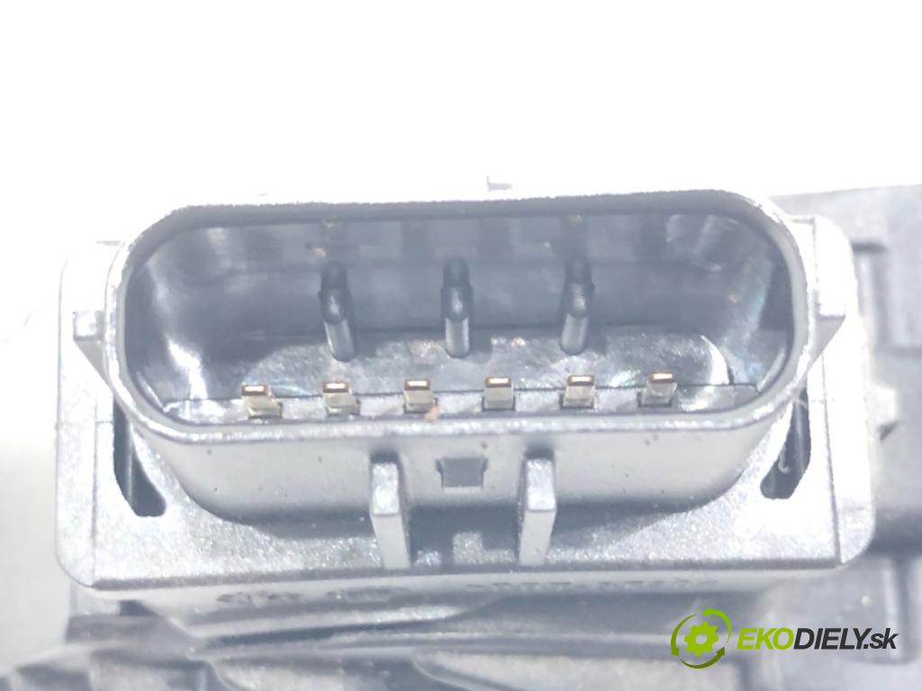 VW T-ROC (A11) 2017 - 2022    1.5 TSI 4motion 110 kW [150 KM] benzyna 2018 - 2022  Potenciometer plynu 5Q1723503J (Pedále)