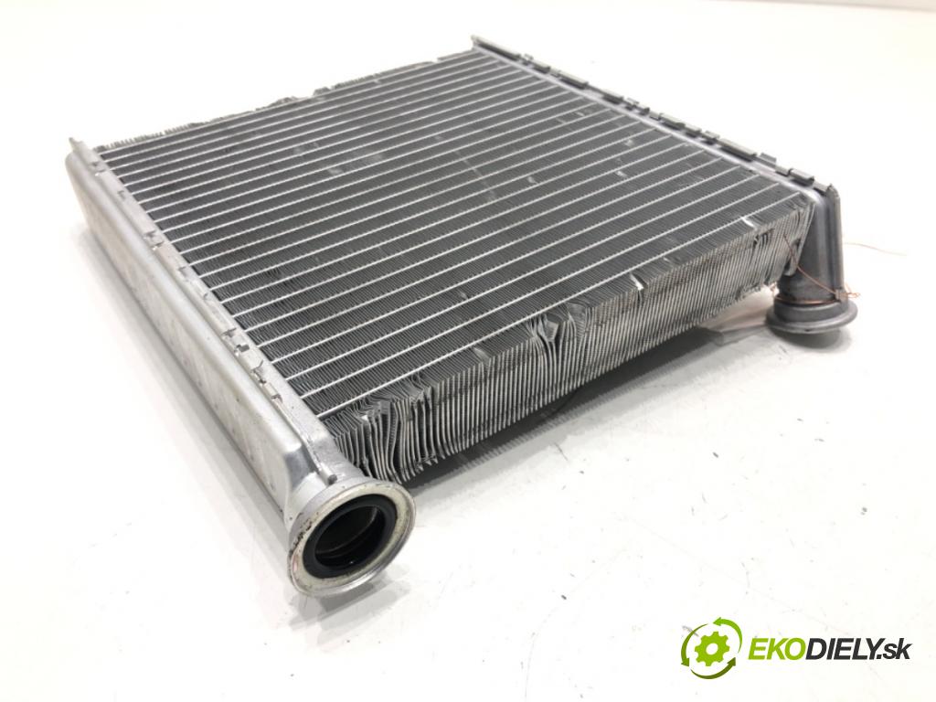 VW T-ROC (A11) 2017 - 2022    1.5 TSI 4motion 110 kW [150 KM] benzyna 2018 - 2022  topné těleso radiátor topení 5Q0819031B (Radiátory topení)