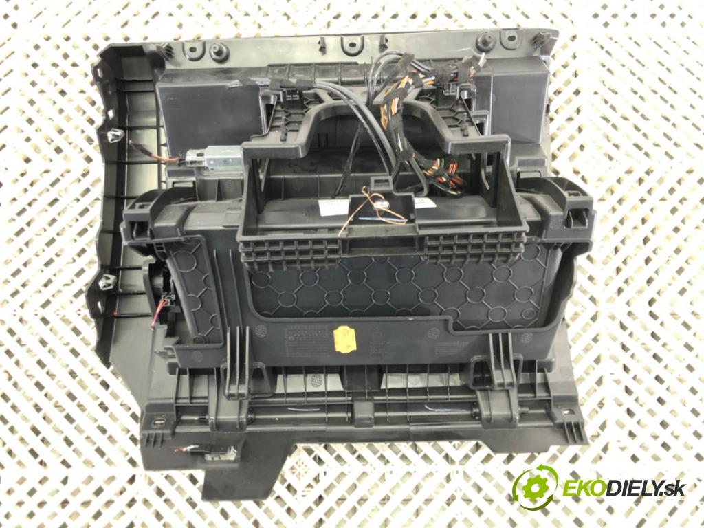 VW T-ROC (A11) 2017 - 2022    1.5 TSI 4motion 110 kW [150 KM] benzyna 2018 - 2022  Priehradka, kastlík spolujazdca  (Priehradky, kastlíky)