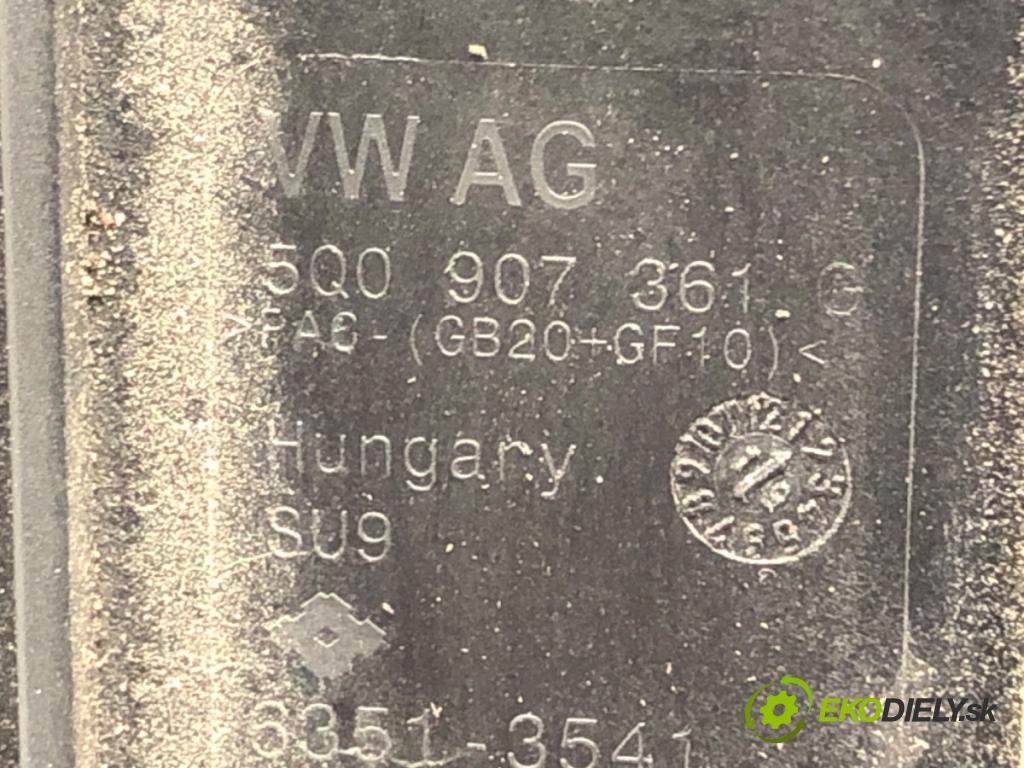 VW T-ROC (A11) 2017 - 2022    1.5 TSI 4motion 110 kW [150 KM] benzyna 2018 - 2022  skříňka poistková 5Q0907361G (Pojistkové skříňky)