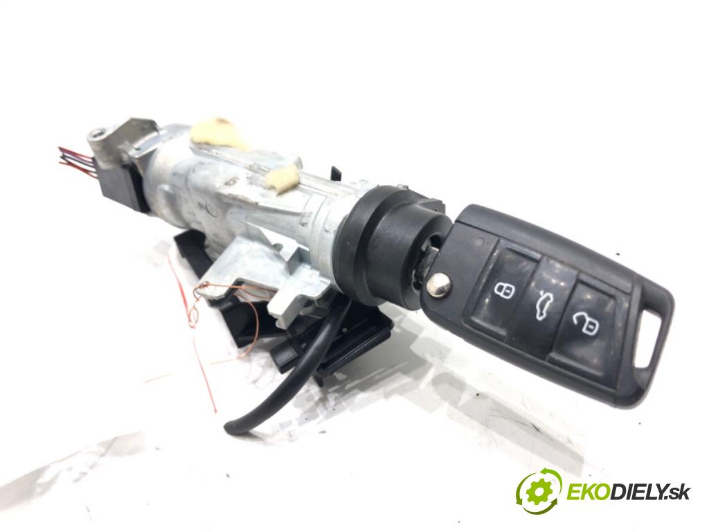 VW T-ROC (A11) 2017 - 2022    1.5 TSI 4motion 110 kW [150 KM] benzyna 2018 - 2022  spinačka 5Q1905865 (Spínacie skrinky a kľúče)