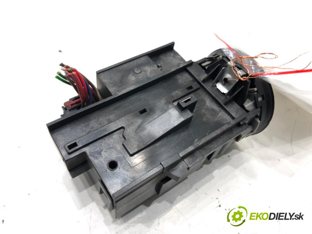 VW PASSAT CC B6 (357) 2008 - 2012    1.8 TSI 118 kW [160 KM] benzyna 2008 - 2012  spinačka 3C0905843R (Spínacie skrinky a kľúče)