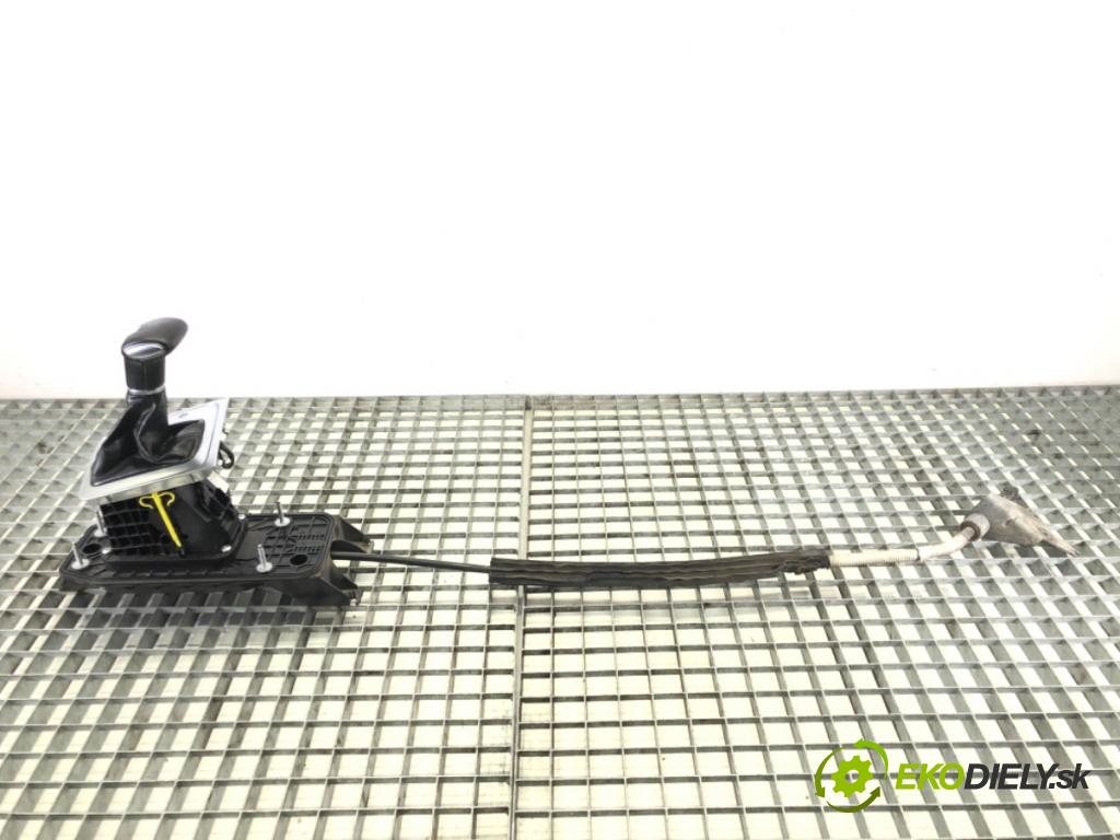 VW PASSAT CC B6 (357) 2008 - 2012    1.8 TSI 118 kW [160 KM] benzyna 2008 - 2012  Kulisa 3C1713025AA (Rýchlostné páky / kulisy)