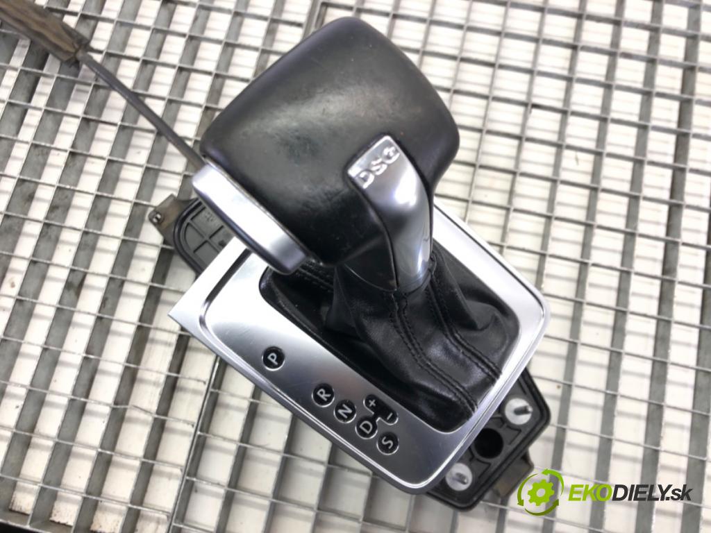 VW PASSAT CC B6 (357) 2008 - 2012    1.8 TSI 118 kW [160 KM] benzyna 2008 - 2012  Kulisa 3C1713025AA (Rýchlostné páky / kulisy)