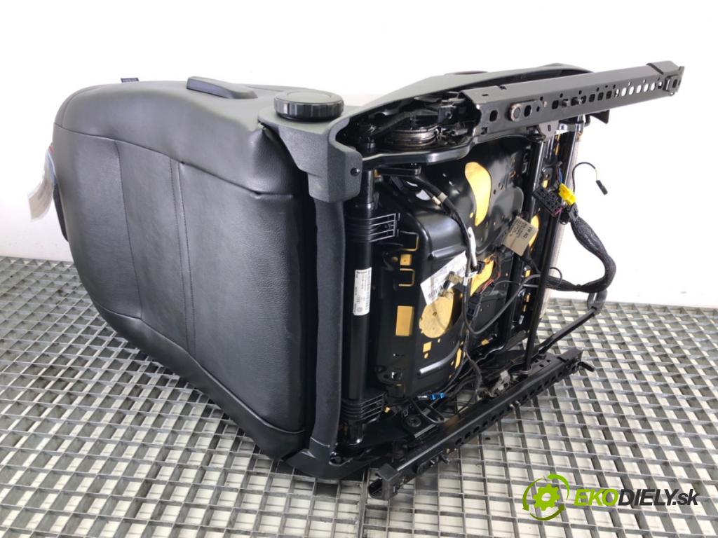 VW PASSAT CC B6 (357) 2008 - 2012    1.8 TSI 118 kW [160 KM] benzyna 2008 - 2012  Sedadlo pravy predný