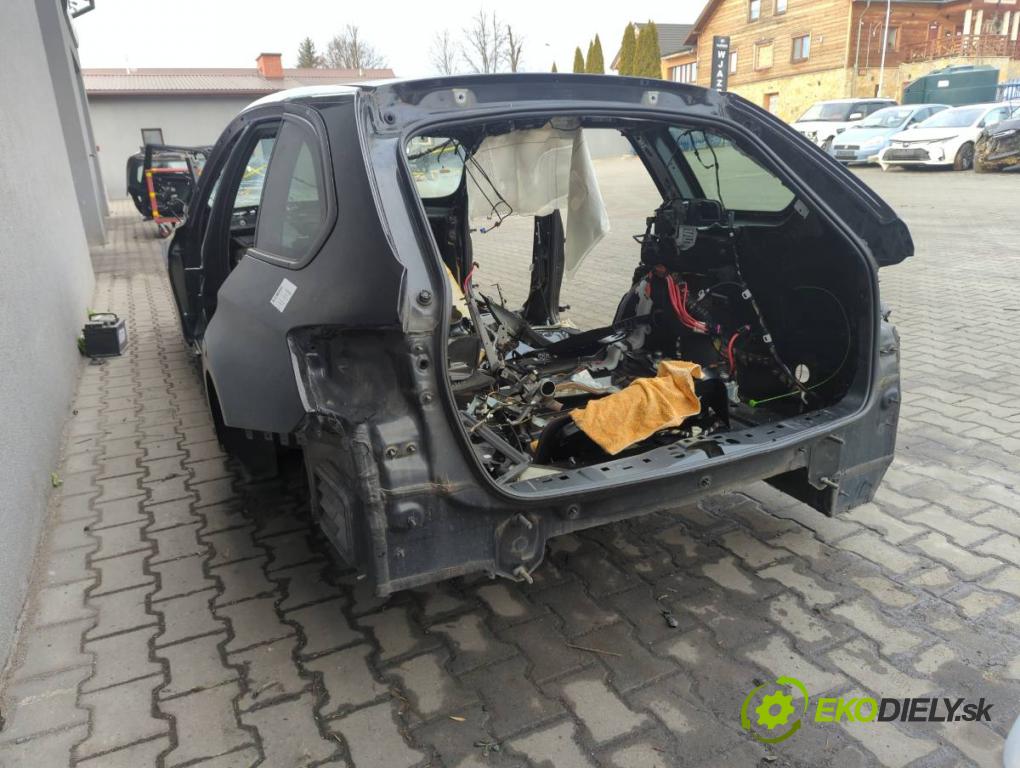 BMW 3 Touring (F31) 2012 - 2019    320 d 135 kW [184 KM] olej napędowy 2012 - 2016  KAROSERIA ČTVRŤÁK blatník zadní část levý pravý práh střecha