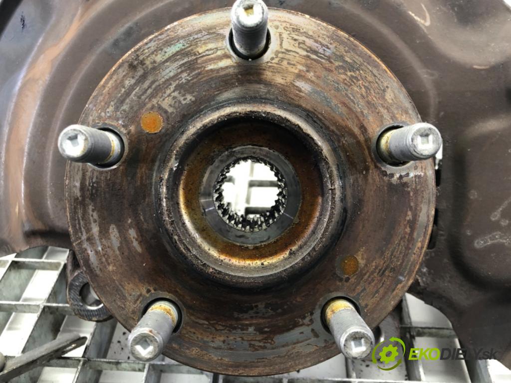 TOYOTA AURIS Kombi (_E18_) 2013 - 2018    1.8 Hybrid (ZWE186_) 73 kW [99 KM] Hybryda silnik benzynowy / elektryczny 2013 - 2018  náboj ľavy predný