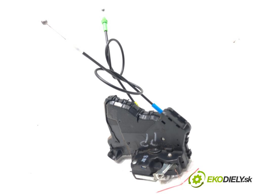 TOYOTA AURIS Kombi (_E18_) 2013 - 2018    1.8 Hybrid (ZWE186_) 73 kW [99 KM] Hybryda silnik benzynowy / elektryczny 2013 - 2018  zámok dveře pravý přední část 