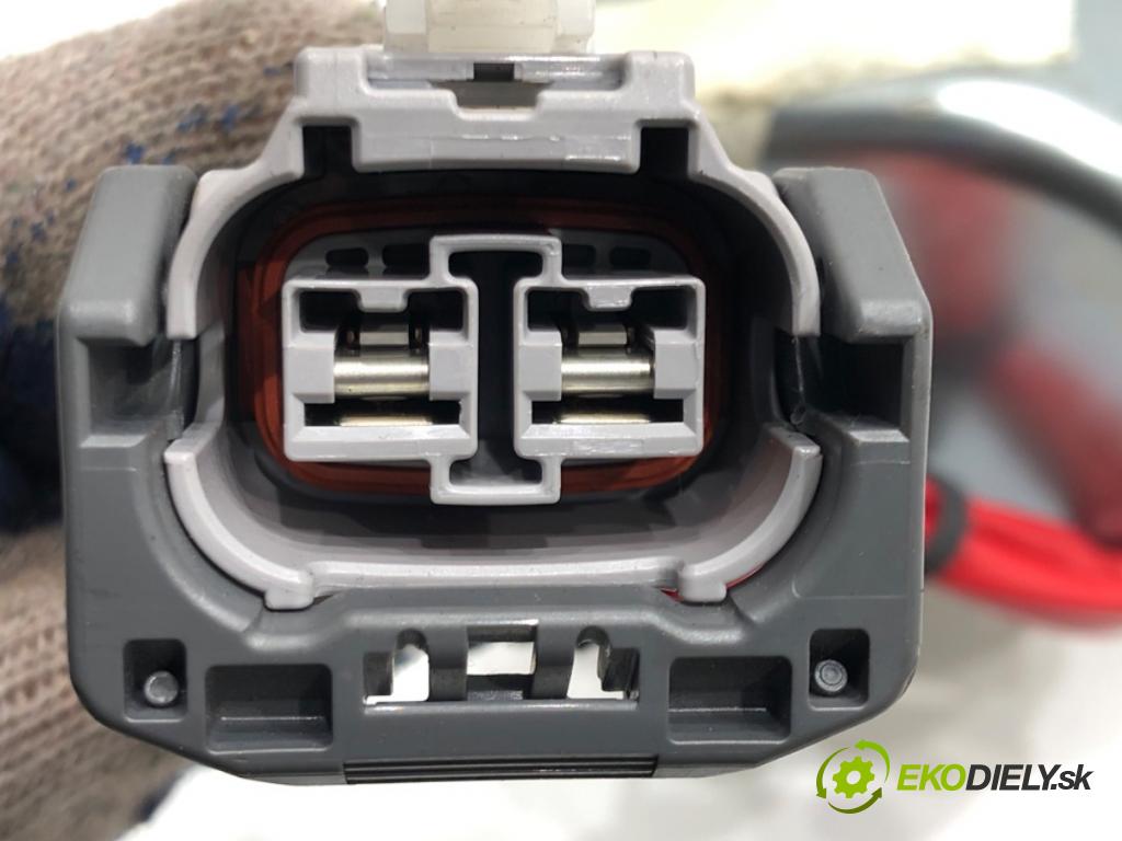 TOYOTA AURIS Kombi (_E18_) 2013 - 2018    1.8 Hybrid (ZWE186_) 73 kW [99 KM] Hybryda silnik benzynowy / elektryczny 2013 - 2018  Pumpa servočerpadlo Q003TC8071 (Servočerpadlá, pumpy riadenia)