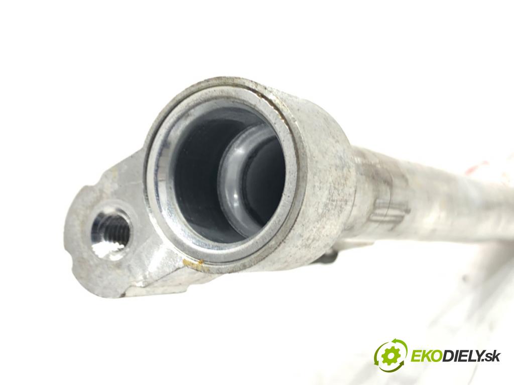 TOYOTA AURIS Kombi (_E18_) 2013 - 2018    1.8 Hybrid (ZWE186_) 73 kW [99 KM] Hybryda silnik benzynowy / elektryczny 2013 - 2018  rúrka klimatizácie  (Rúrky klimatizácie)