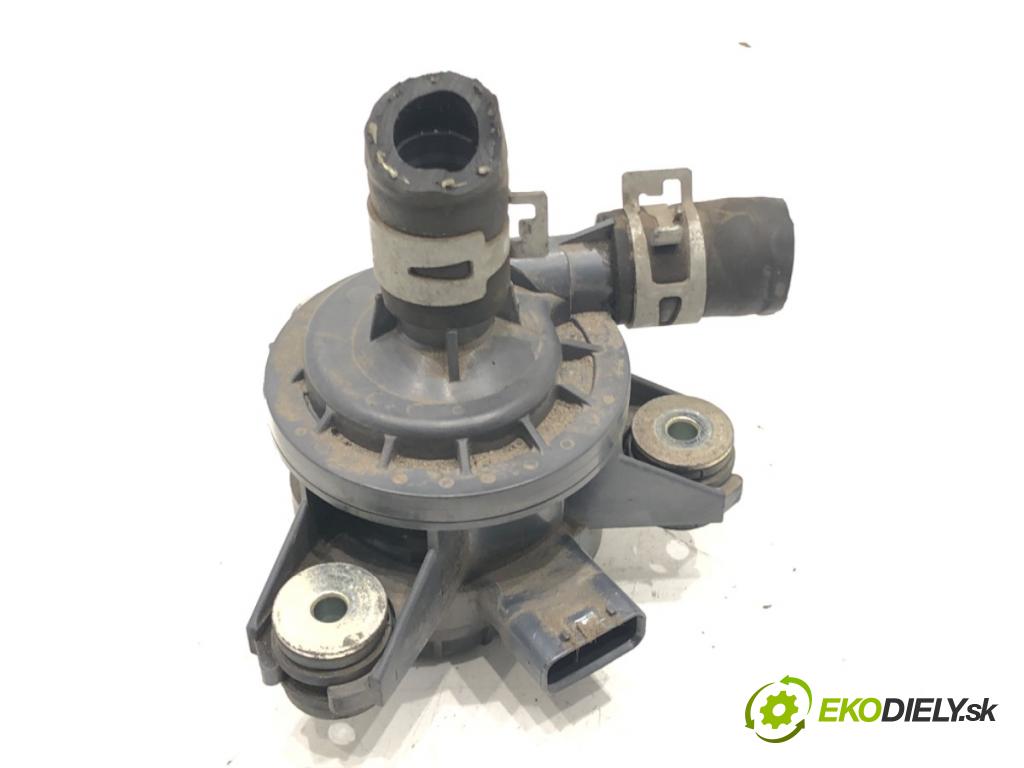 TOYOTA AURIS Kombi (_E18_) 2013 - 2018    1.8 Hybrid (ZWE186_) 73 kW [99 KM] Hybryda silnik benzynowy / elektryczny 2013 - 2018  DALŠÍ: pumpa vody G9040-52010 (Vodní pumpy)