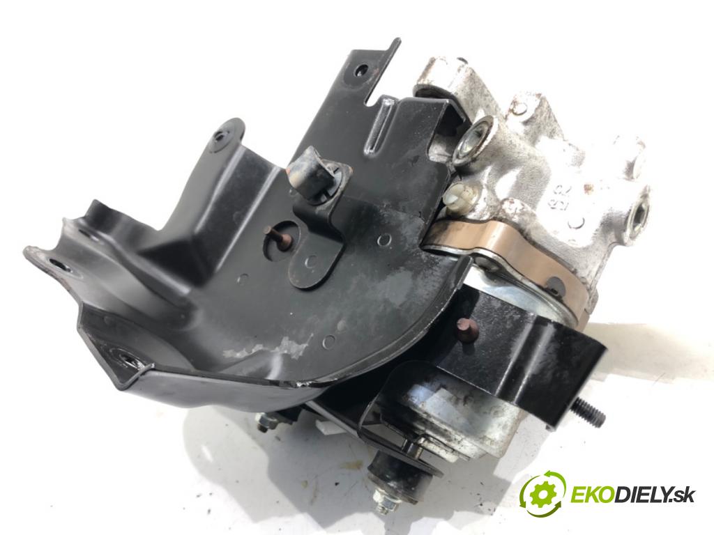 TOYOTA AURIS Kombi (_E18_) 2013 - 2018    1.8 Hybrid (ZWE186_) 73 kW [99 KM] Hybryda silnik benzynowy / elektryczny 2013 - 2018  Pumpa ABS 47070-12010 (Pumpy ABS)