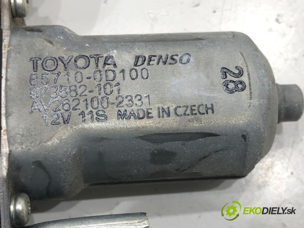 TOYOTA AURIS Kombi (_E18_) 2013 - 2018    1.8 Hybrid (ZWE186_) 73 kW [99 KM] Hybryda silnik benzynowy / elektryczny 2013 - 2018  mechanismus okna pravý přední část 85710-0D100