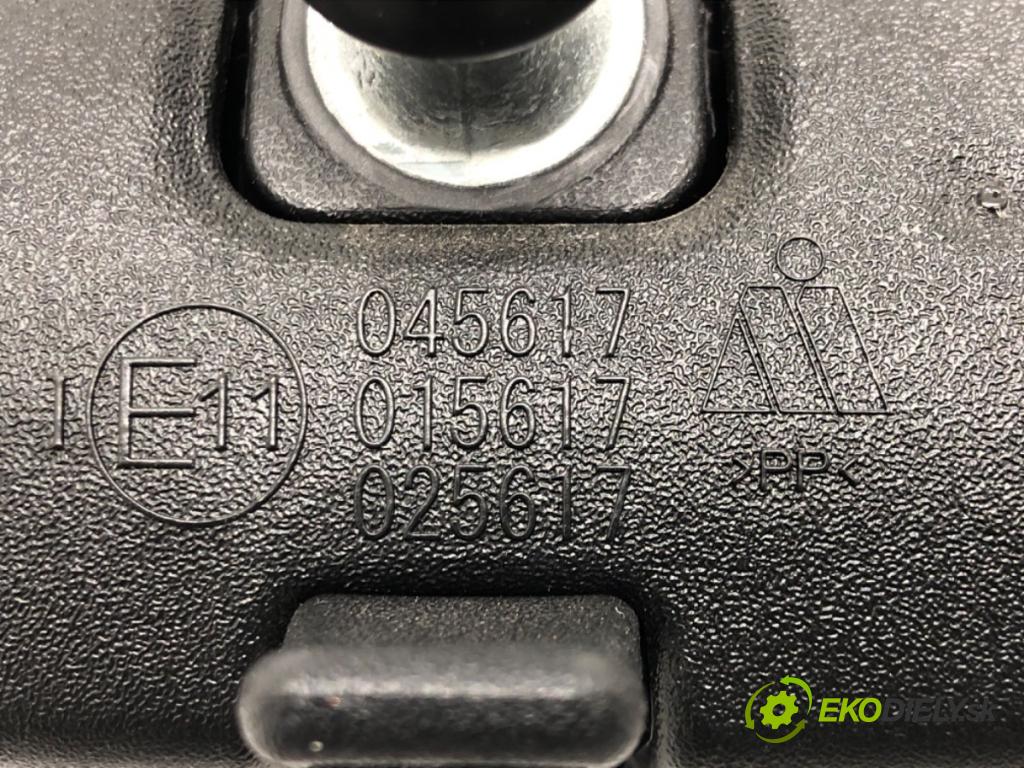 TOYOTA AURIS Kombi (_E18_) 2013 - 2018    1.8 Hybrid (ZWE186_) 73 kW [99 KM] Hybryda silnik benzynowy / elektryczny 2013 - 2018  zpětné zrcátko vnitřní  (Světla vnitřní)