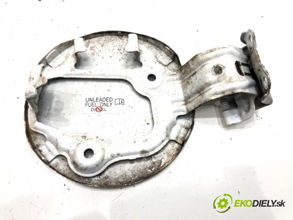 TOYOTA AURIS Kombi (_E18_) 2013 - 2018    1.8 Hybrid (ZWE186_) 73 kW [99 KM] Hybryda silnik benzynowy / elektryczny 2013 - 2018  Dvierka nádrže paliva  (Ostatné)