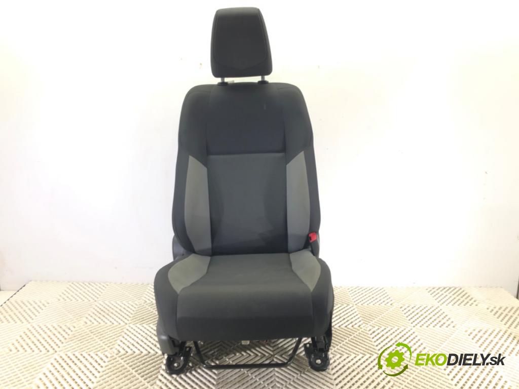 TOYOTA AURIS Kombi (_E18_) 2013 - 2018    1.8 Hybrid (ZWE186_) 73 kW [99 KM] Hybryda silnik benzynowy / elektryczny 2013 - 2018  Sedadlo pravy predný 