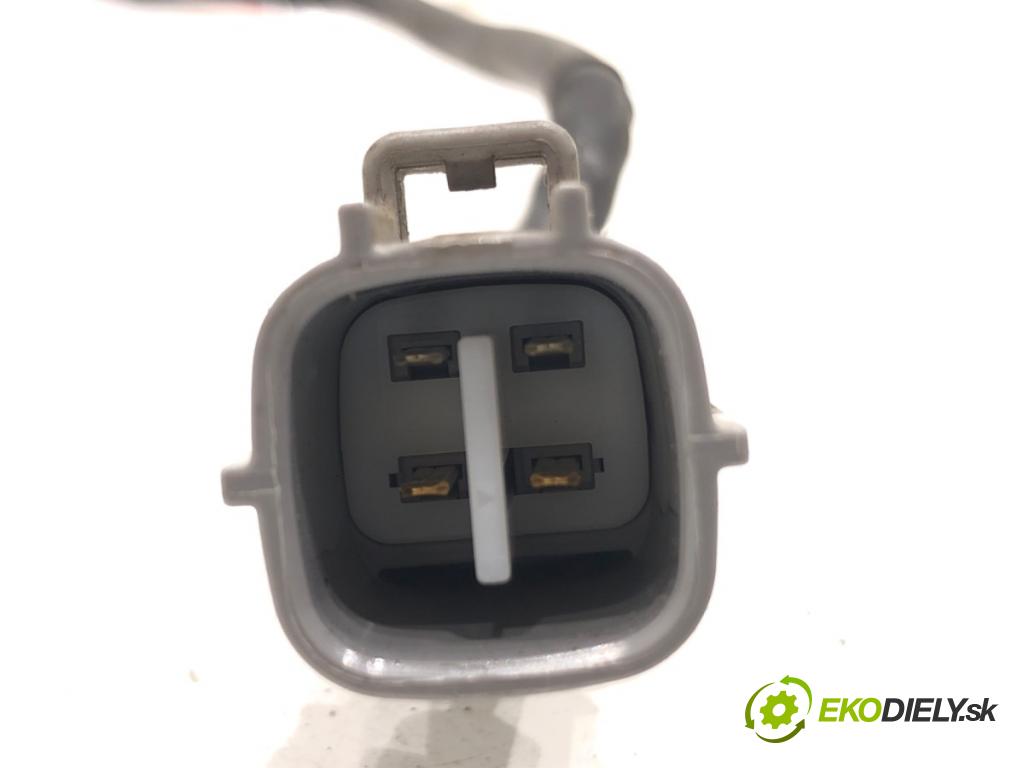 TOYOTA AURIS Kombi (_E18_) 2013 - 2018    1.8 Hybrid (ZWE186_) 73 kW [99 KM] Hybryda silnik benzynowy / elektryczny 2013 - 2018  sonda lambda zad 89465-02380 (Lambda sondy)