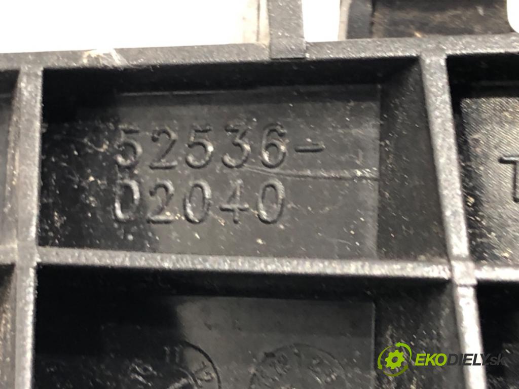 TOYOTA AURIS Kombi (_E18_) 2013 - 2018    1.8 Hybrid (ZWE186_) 73 kW [99 KM] Hybryda silnik benzynowy / elektryczny 2013 - 2018  úchyt blatníka přední část levý 52536-02040