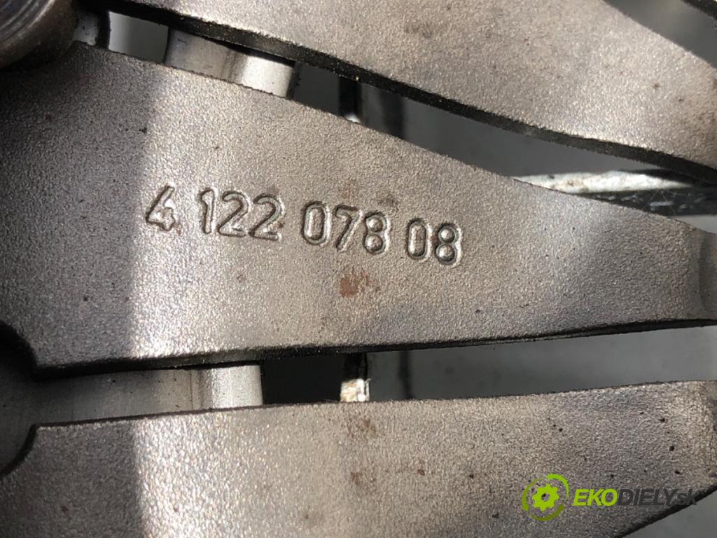 FORD TRANSIT Autobus (E_ _) 1994 - 2000    2.5 TD (EBL, EDL, EDS, EGL, ESL, ESS, EUS) 63 kW [85 KM] olej napędowy 1995 - 2000  Spojková sada (bez ložiska) 324011710 (Kompletné sady (bez ložiska))