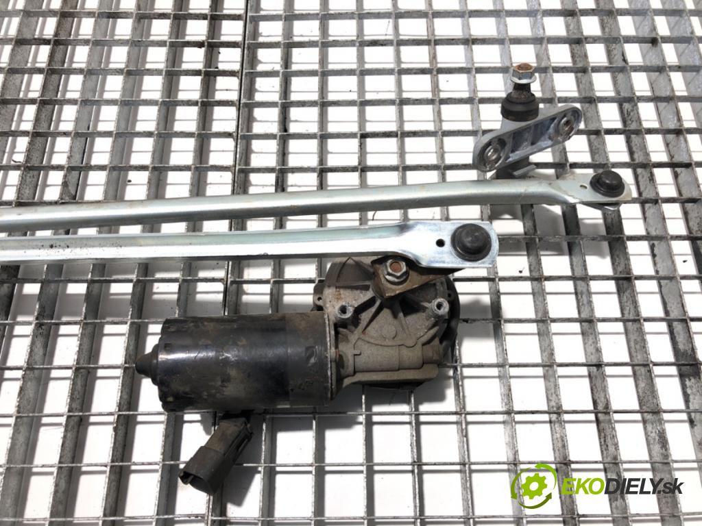 SCANIA 4 - series 1995 - 2008    124 /G420  Mechanizmus stieračov predný  (Motorčeky stieračov predné)