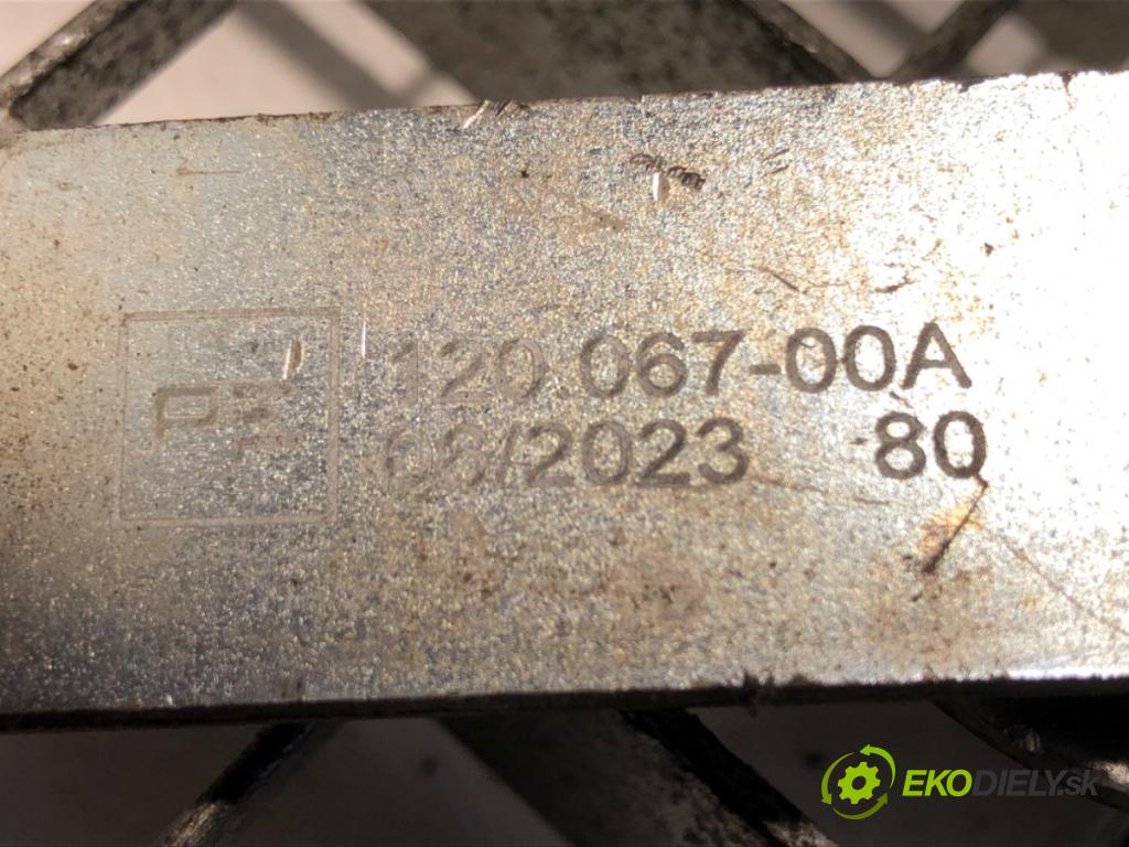 SCANIA 4 - series 1995 - 2008    124 /G420  Mechanizmus stieračov predný  (Motorčeky stieračov predné)