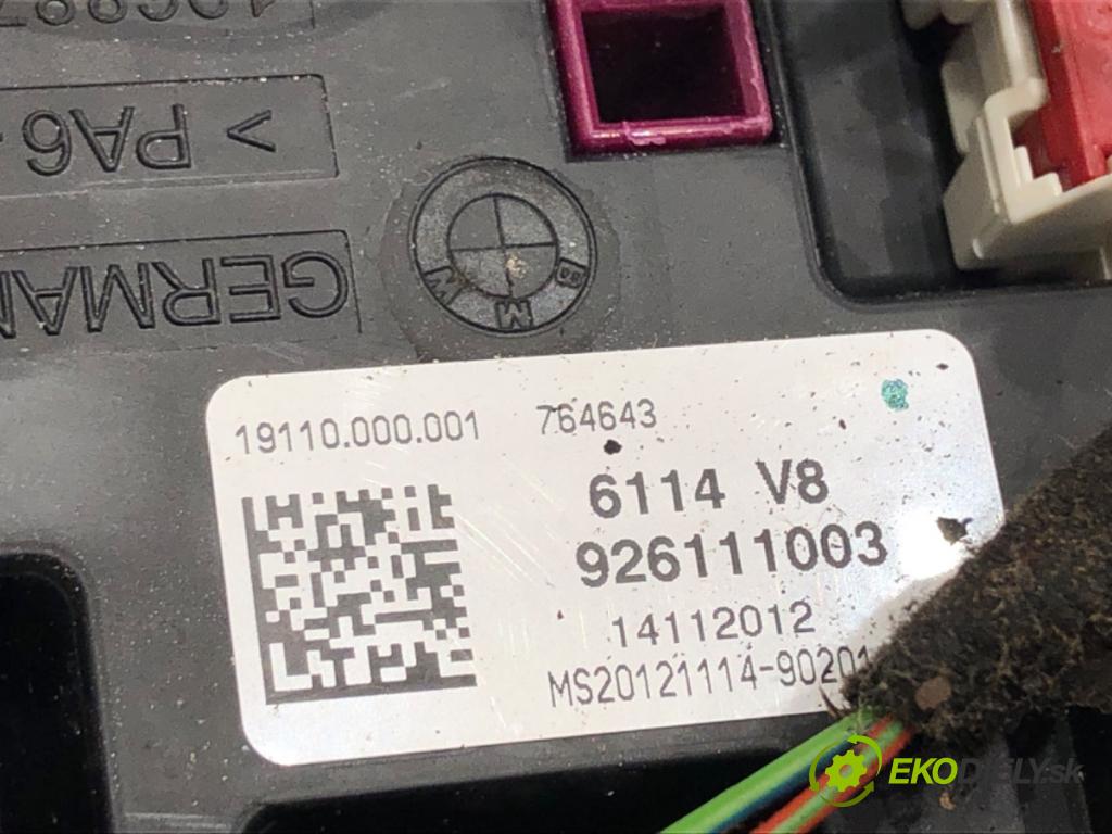 BMW 3 Touring (F31) 2012 - 2019    320 d 135 kW [184 KM] olej napędowy 2012 - 2016  skříňka poistková 9261110 (Pojistkové skříňky)