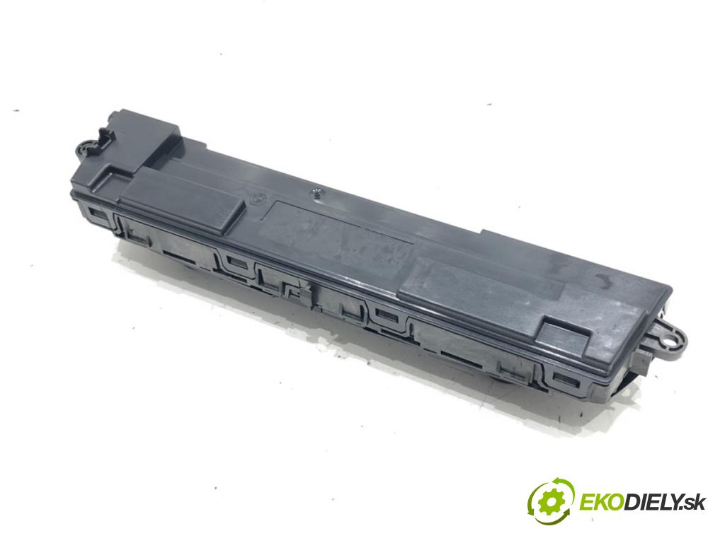 BMW 3 Touring (F31) 2012 - 2019    320 d 135 kW [184 KM] olej napędowy 2012 - 2016  Panel ovládania kúrenia  (Prepínače, spínače, tlačidlá a ovládače kúrenia)