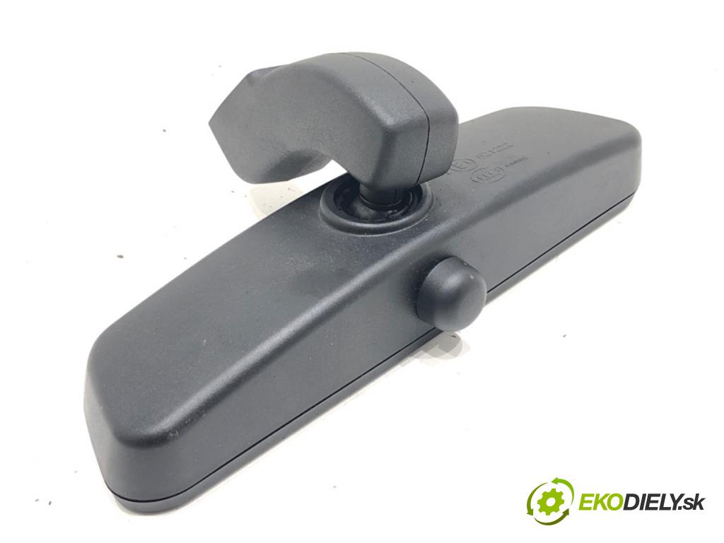 BMW 3 Touring (F31) 2012 - 2019    320 d 135 kW [184 KM] olej napędowy 2012 - 2016  zpětné zrcátko vnitřní  (Světla vnitřní)