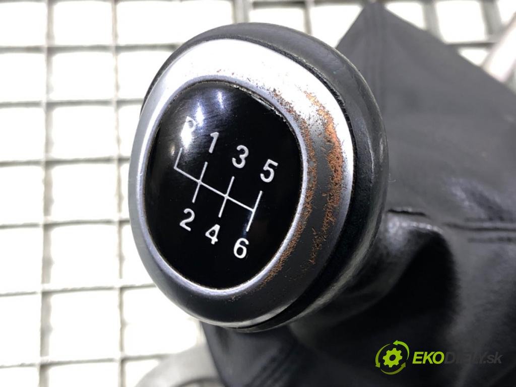 BMW 3 Touring (F31) 2012 - 2019    320 d 135 kW [184 KM] olej napędowy 2012 - 2016  Kulisa 7602036 (Rýchlostné páky / kulisy)