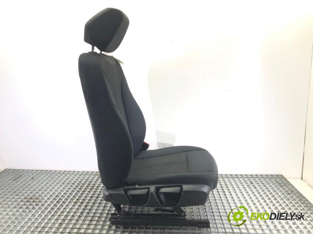 BMW 3 Touring (F31) 2012 - 2019    320 d 135 kW [184 KM] olej napędowy 2012 - 2016  Sedadlo pravy predný