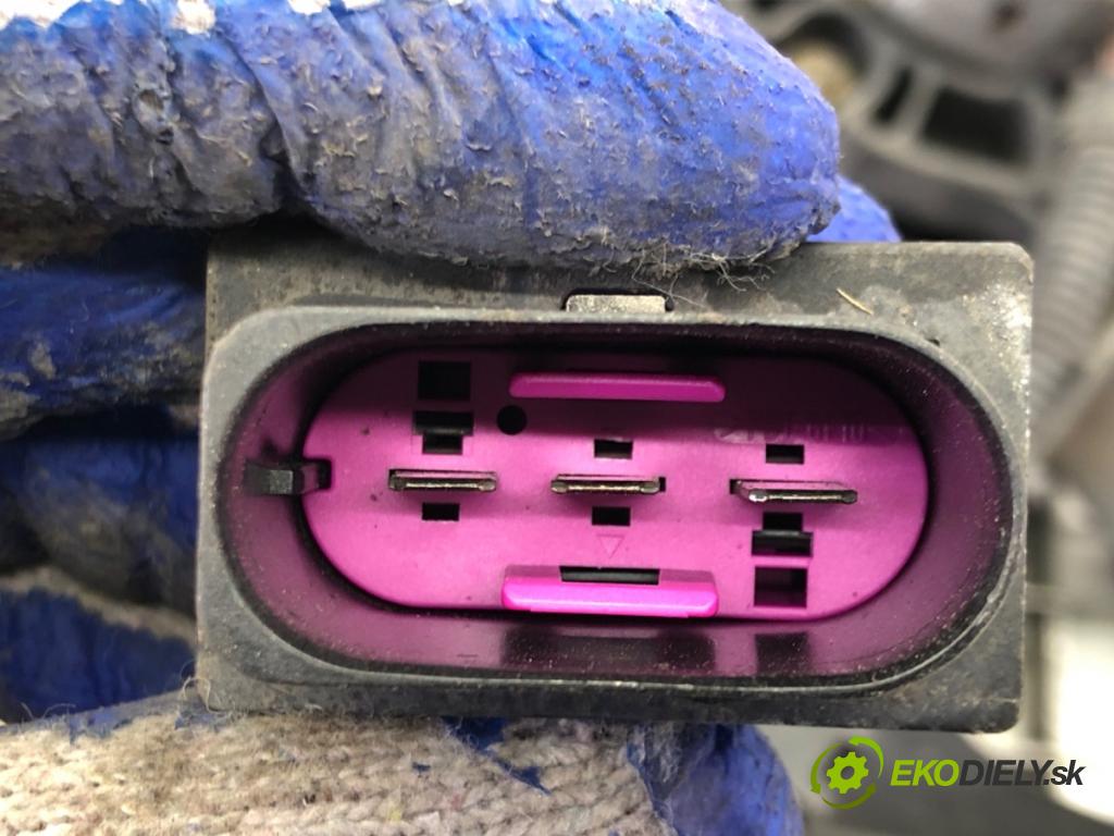 VW GOLF IV (1J1) 1997 - 2008    2.0 85 kW [115 KM] benzyna 1998 - 2004  ventilátor chladiče 1J0959455F (Ventilátory)